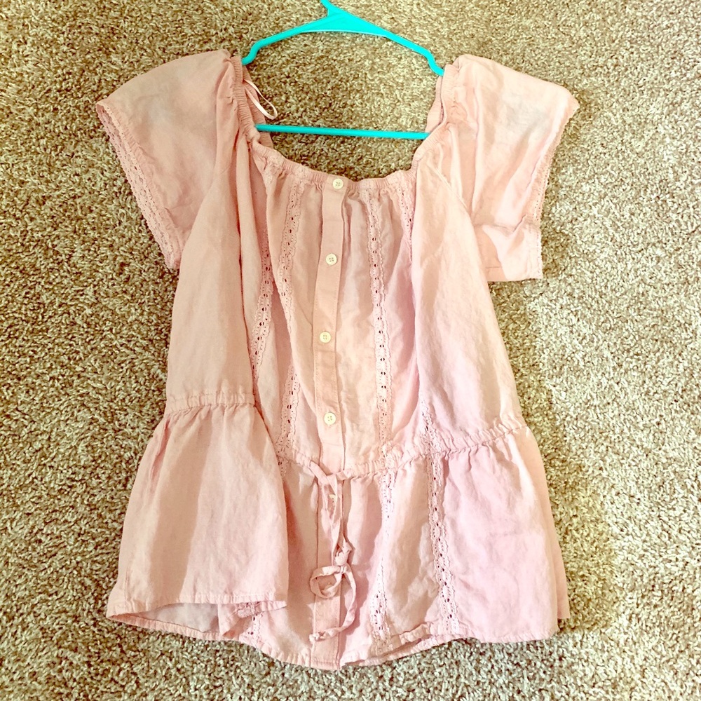 Adorable Abercrombie & Fitch Pink Blouse